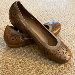 Abeo Tamra 24/7 Ballet Flat - Taupe - Size 7.5